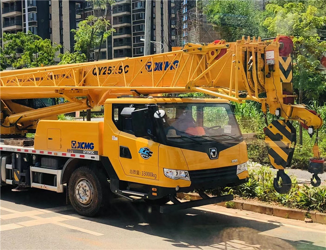 温泉县大件设备吊装租赁吊车